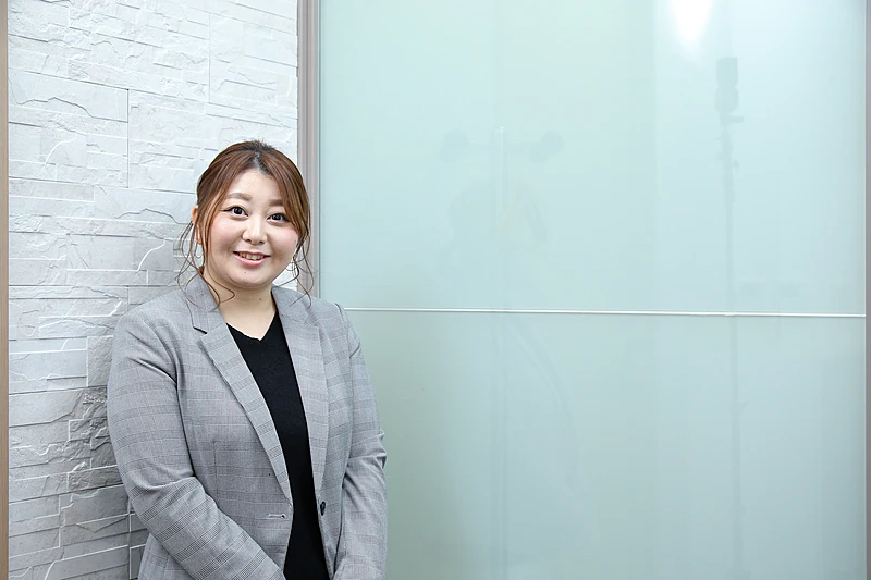 INTLOOP社内での車地