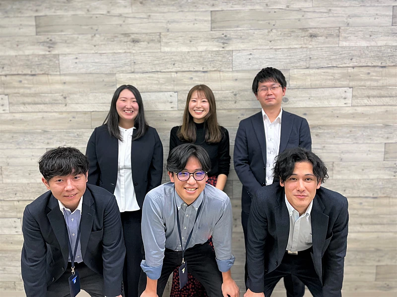 チームメンバーと中山